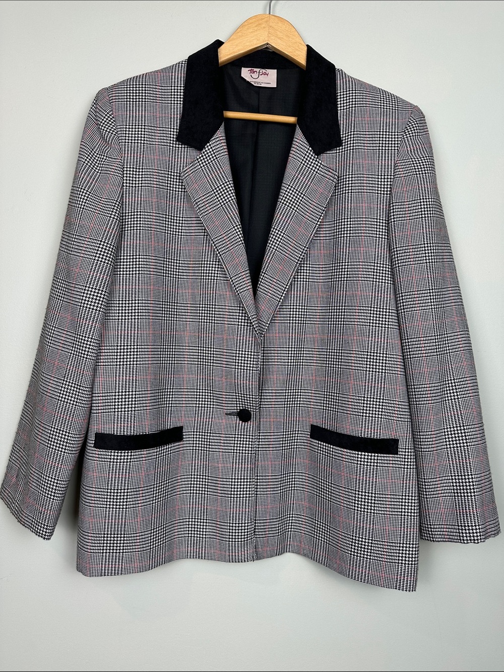 100. Vintage Tanjay Viscose rayon houndstooth blazer Canada